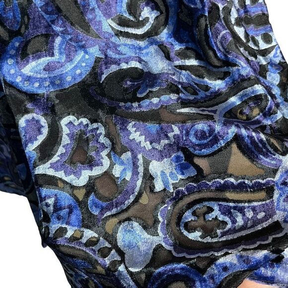 Vintage C.M. Shapes Paisley Print Blue Velvet Long Sleeve Top Size Medium - Picture 5 of 7